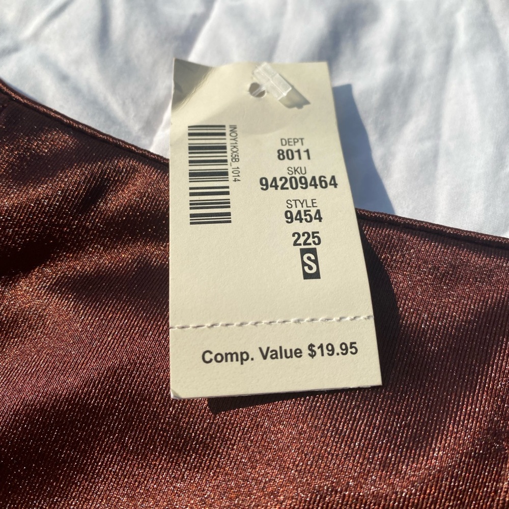 Tank top - Picture 2 of 6